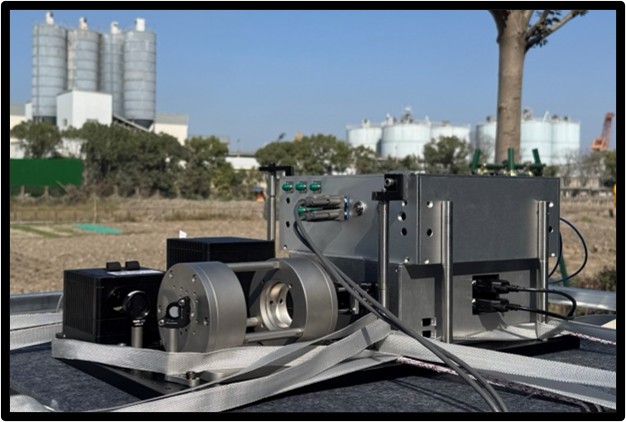 The experimental set up, a small probe.