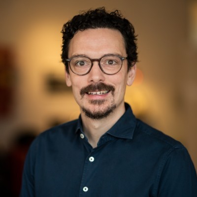 Jörn	Epping